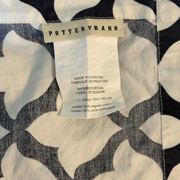 Pottery Barn Navy Blue & Cream Trellis Set | Shower Curtain + Two Hand Towels - Picture 4 of 8